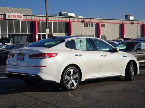 2019 Kia Optima S
