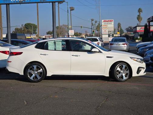 2019 Kia Optima S
