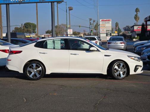 2019 Kia Optima S