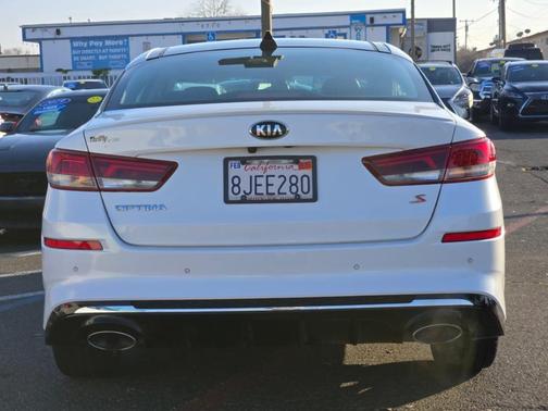 2019 Kia Optima S