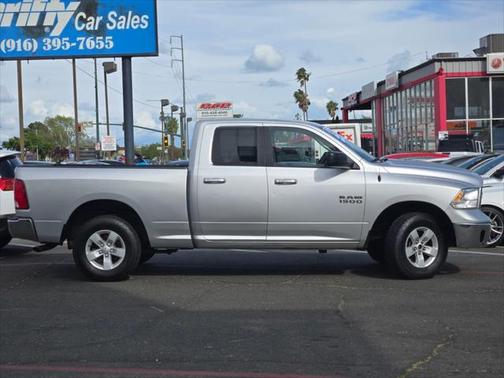 2017 RAM 1500 SLT