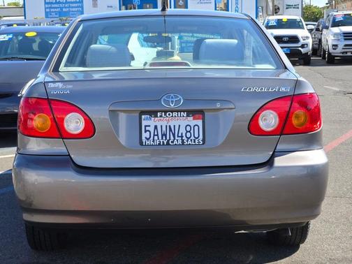 2003 Toyota Corolla LE