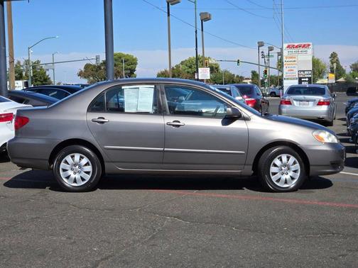 2003 Toyota Corolla LE