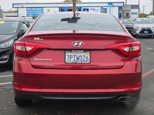 2016 Hyundai SONATA SE
