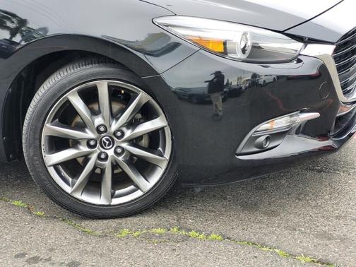 2018 Mazda Mazda3 Grand Touring