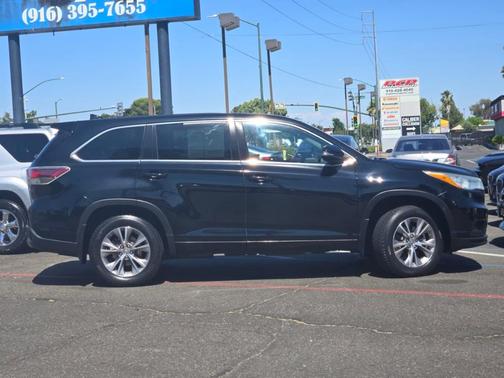 2014 Toyota Highlander LE Plus