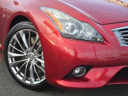 2014 INFINITI Q60 Journey