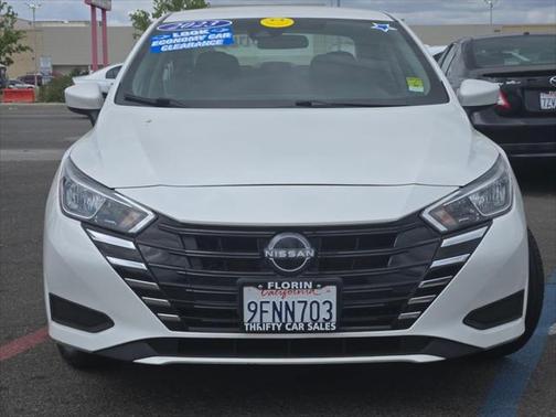 2023 Nissan Versa 1.6 SV