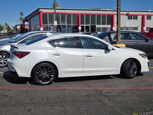 2022 Acura ILX Premium & A-SPEC Packages