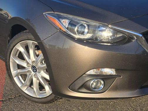 2016 Mazda Mazda3 s Touring