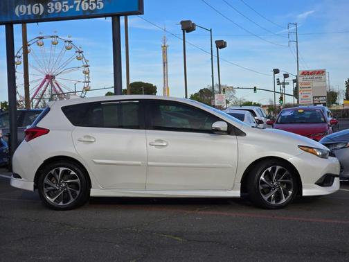 2017 Toyota Corolla iM Base