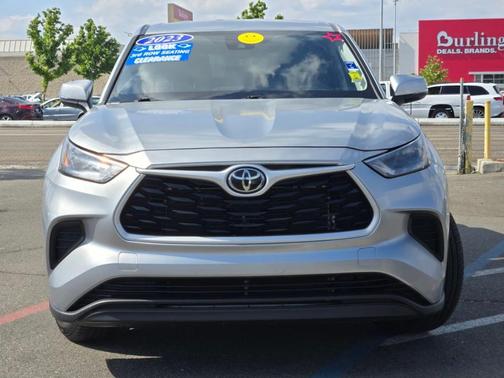 2023 Toyota Highlander LE