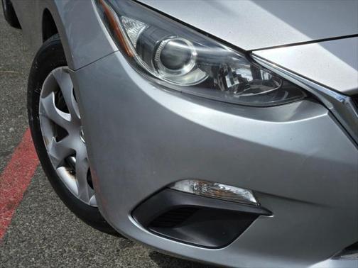 2015 Mazda Mazda3 i Sport