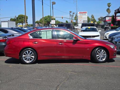 2014 INFINITI Q50 Premium