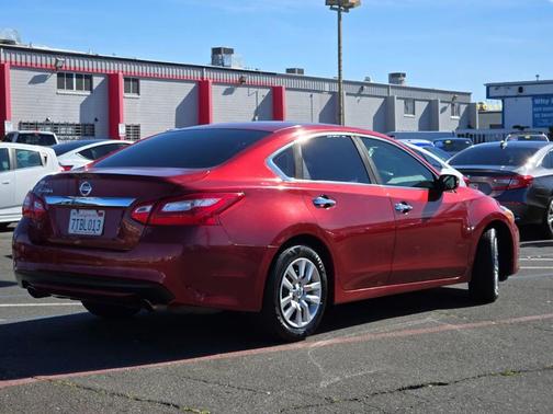 2016 Nissan Altima 2.5 S