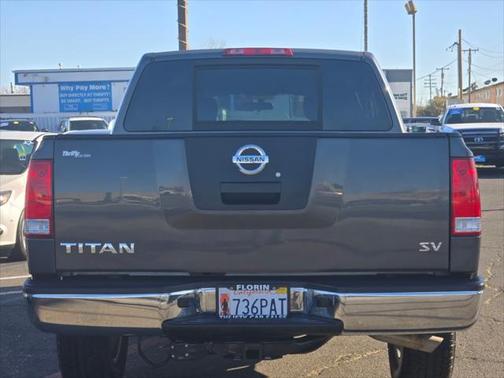2012 Nissan Titan SV