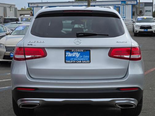 2017 Mercedes-Benz GLC 300 Base 4MATIC