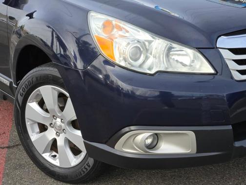 Deep Indigo Pearl 2012 Subaru Outback 2.5i Premium