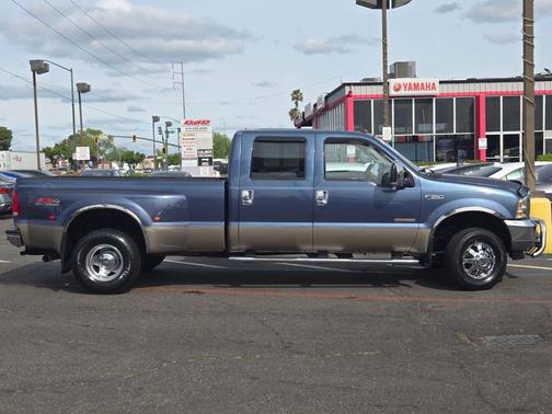 2004 Ford F-350 XL Crew Cab