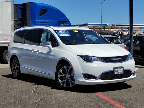 2020 Chrysler Pacifica Limited