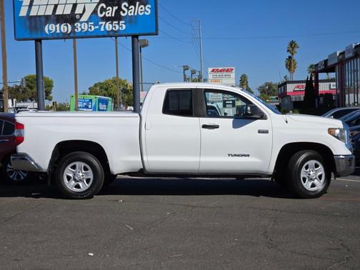 2019 Toyota Tundra SR5