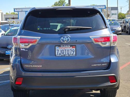2015 Toyota Highlander Limited