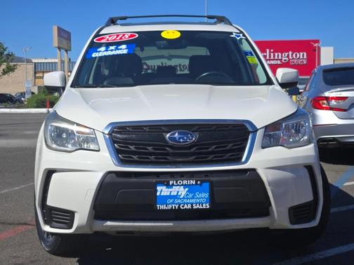Crystal White Pearl 2018 Subaru Forester 2.0XT Premium