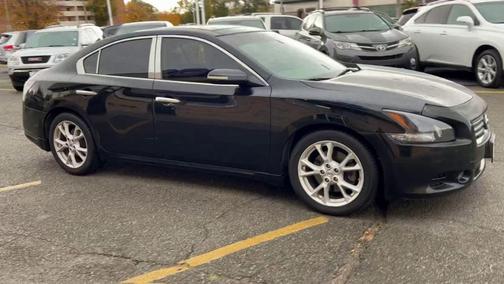 Photo 3 of 27 of 2012 Nissan Maxima SV