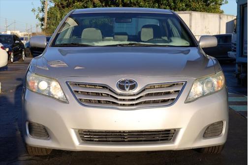 2011 Toyota Camry LE