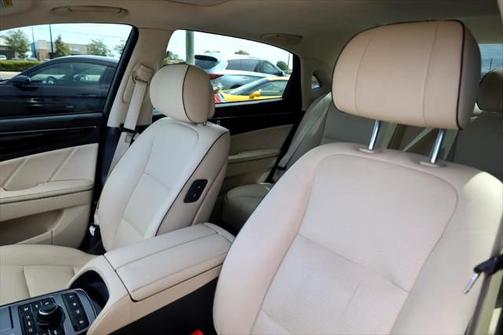 2014 Hyundai Equus Signature