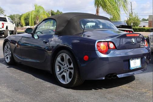 Alpine White 2004 BMW Z4 3.0i