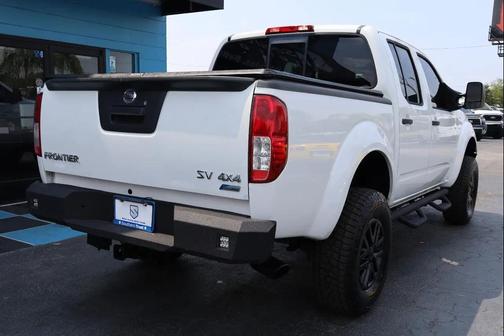 Glacier White 2017 Nissan Frontier SV