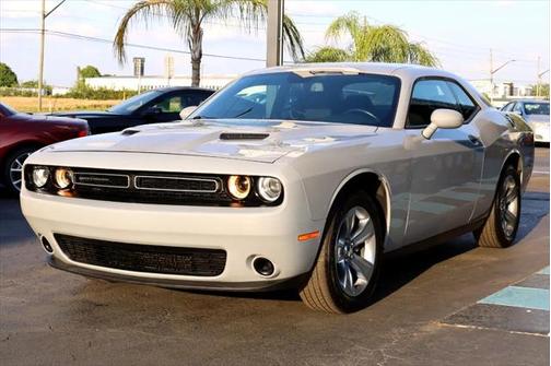 2021 Dodge Challenger SXT