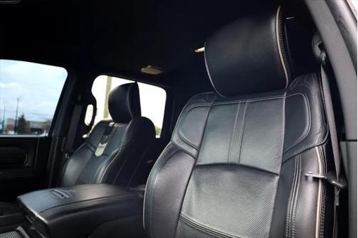 2021 RAM 3500 Limited Mega Cab 4x4 6'4' Box