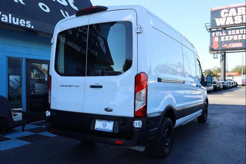 2020 Ford Transit-250 Base