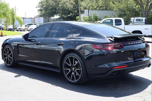 2020 Porsche Panamera 4S