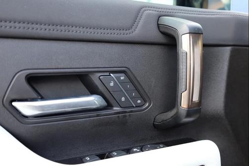 Void Black 2025 GMC HUMMER EV SUV 3X