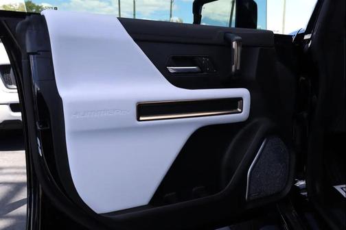 Void Black 2025 GMC HUMMER EV SUV 3X