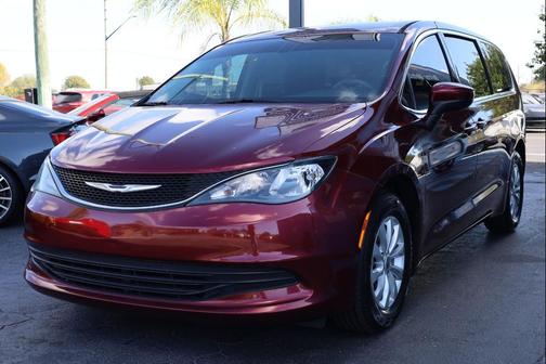 2017 Chrysler Pacifica Touring