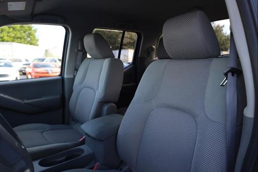 2013 Nissan Frontier SV