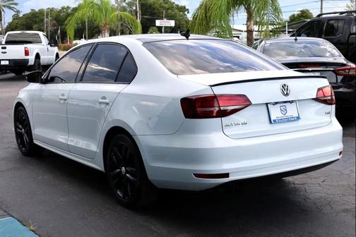 2018 Volkswagen Jetta 1.8T SE Sport
