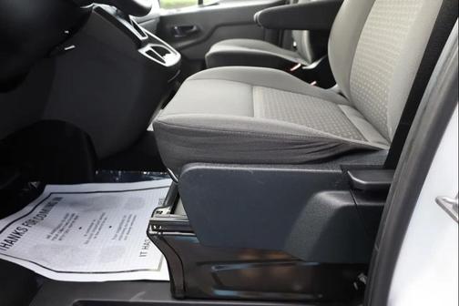 Oxford White 2022 Ford Transit-350 XLT