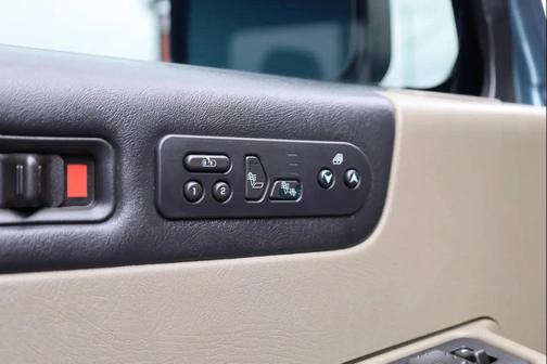 Gray 2005 Hummer H2 Base