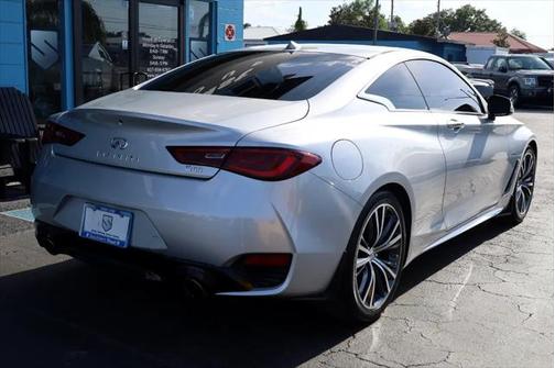 2019 INFINITI Q60 3.0T LUXE