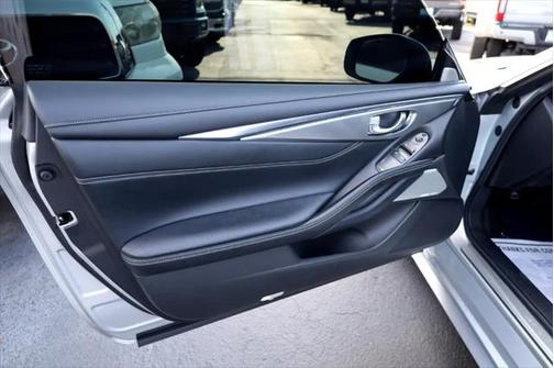 2019 INFINITI Q60 3.0T LUXE