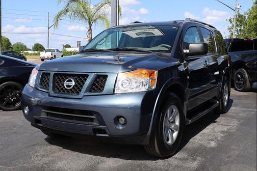 2013 Nissan Armada SV