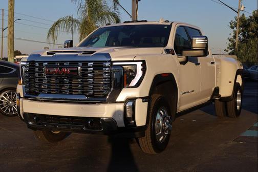 2024 GMC Sierra 3500 Denali