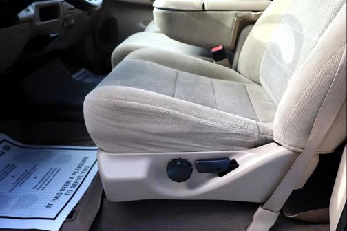 2004 Ford F-350 XL Crew Cab