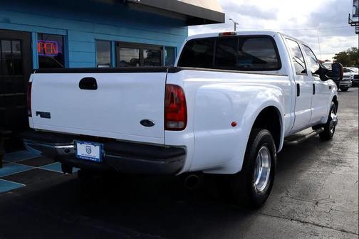 2004 Ford F-350 XL Crew Cab