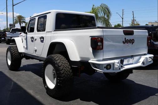 Bright White Clearcoat 2022 Jeep Gladiator Mojave 4x4